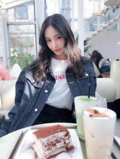 ANDGEEBEE 村瀬紗英 デニムジャケットのサムネイル