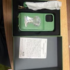 不思議の国のアリスヒグチユウココラボiPhone12.12proケースのサムネイル