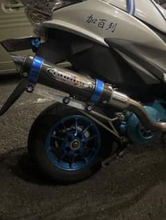 アドレスv125 ベリアルgpバージョンマフラーSRのサムネイル
