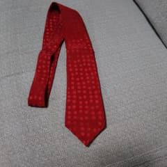 な*こ様 手づくり ネクタイ 赤 ドット柄のサムネイル