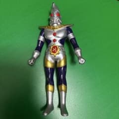 ウルトラマン キング ソフビ フィギュア - メルカリ
