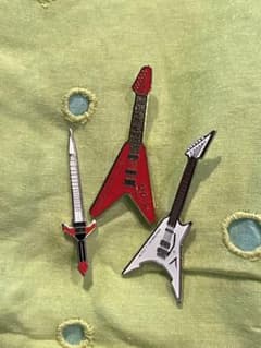 THE ALFEE ギターピンバッジセット THE ALFEE ギター ピンバッジ 三種セット - メルカリ