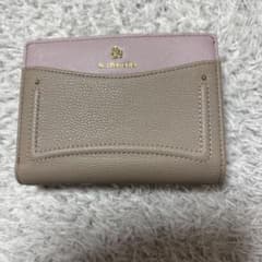 アンドシュエット 二つ折り財布 - メルカリ