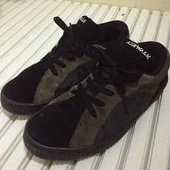 AIR WALK ONEのサムネイル