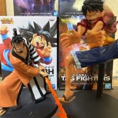 ワンピース　フィギュアのサムネイル