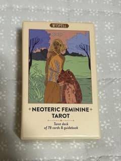 Neoteric Feminine Tarot タロットカードのサムネイル