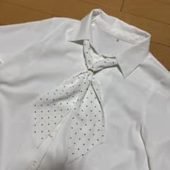 リボン付き シャツ 白 7分袖 Mサイズのサムネイル