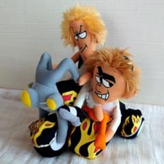 当選品・非売品】B'z特製人形 B'z The Best “Treasure” - メルカリ