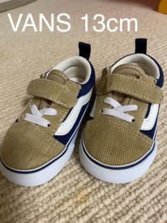 スニーカーのサムネイル