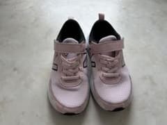 New Balance 545のサムネイル