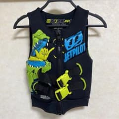 ジェットパイロットジュニア8-10サイズライフジャケットのサムネイル