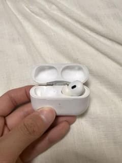 Apple AirPods Pro 本体 右耳 充電ケースのサムネイル