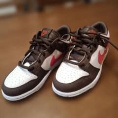 NIKE スニーカー ブラウン ピンクのサムネイル