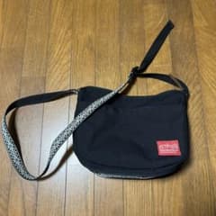Manhattan Portage メッセンジャーバッグ 黒のサムネイル