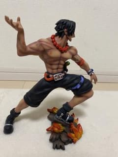 ワンピースフィギュア ポートガスDエース  一品物のサムネイル