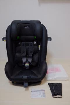 ApricaフォームフィットISOFIX 360°セーフティープラス - メルカリ