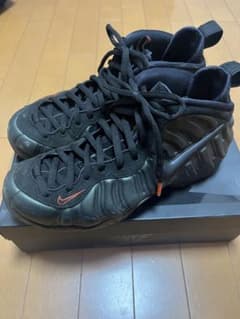 Nike Air Foamposite One ブラック/オレンジのサムネイル