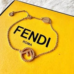 美品✨フェンディ ブレスレット エフイズフェンディ FFロゴ サークル 