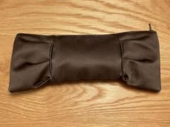 《おまけ付き》リボン型クラッチバッグのサムネイル