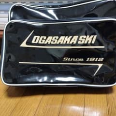 値下げしました!!。OGASAKA SKI バッグ 黒/金　スポーツバックのサムネイル