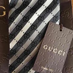 ★新品未使用★GUCCI ネクタイのサムネイル