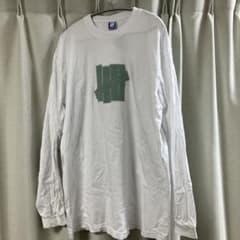 UNDEFEATED ロングスリーブのサムネイル