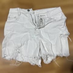 Dazy ホワイト デニム ショートパンツ Sのサムネイル