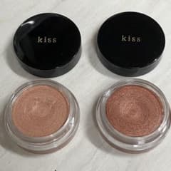 kiss シマリングクリームアイズ 01 02 2色セットのサムネイル
