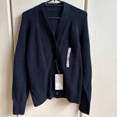 値引き12/3まで　Ｖネックカーディガン　黒　［無印良品］のサムネイル