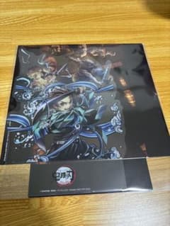 非売品　鬼滅の刃　劇場版　入場者特典　キービジュアルクリアスタンドのサムネイル