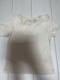 H&M クリーム色 刺繍 Tシャツ 襟のサムネイル