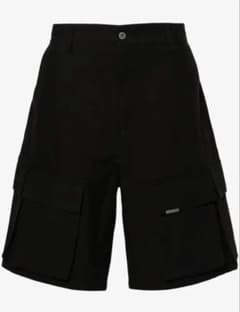 Represent cargo shorts