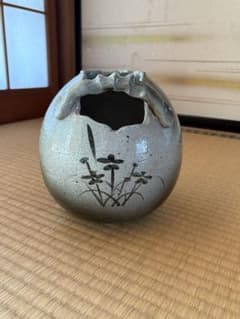 信楽焼　手付花入　壺　手描き 草花文様 骨董品 インテリア 陶器 茶道具 花入のサムネイル
