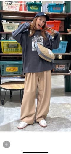 niko and…メイクスタッフ　てぃらウエストタックパンツ　チャコール niko and… ニコアンド メイクスタッフ てぃら ウエストタックパンツ M