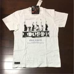 専用ONEPIECE  × UNIQLOコラボTシャツ（ size M）のサムネイル