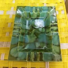 昭和レトロ 灰皿 レトロな灰皿のサムネイル