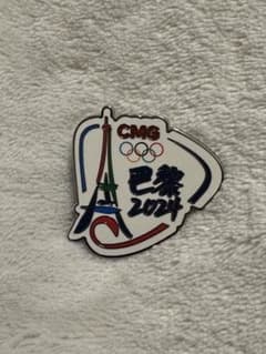 パリ五輪ピンバッジ CMG - メルカリ