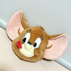제리 얼굴형 쿠션