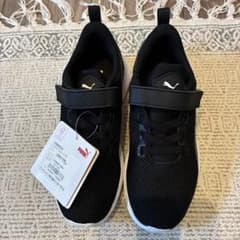 PUMA フライヤーランナー V PS キッズスニーカーのサムネイル