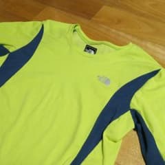ノースフェイス　長袖Tシャツのサムネイル