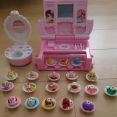 キラキラプリキュアアラモード キラパテ スイーツパクト アニマルスイーツ セットのサムネイル