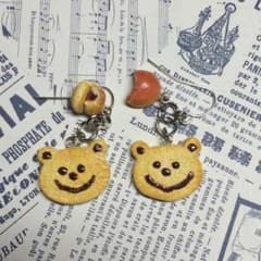 <60>ペコちゃん様専用クマちゃんクッキー ふわふわパン コッペパン ピアスのサムネイル