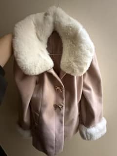 ファー付きピンクコートのサムネイル