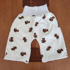 値下げ　クマ柄 おねしょズボン　Mサイズのサムネイル