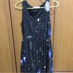 宇宙柄 ワンピースのサムネイル