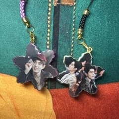 肖戦 レジン雪の華 キーホルダー ❣️2点セット❣️1217 - メルカリ