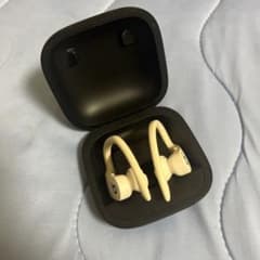 beatsイヤホンのサムネイル