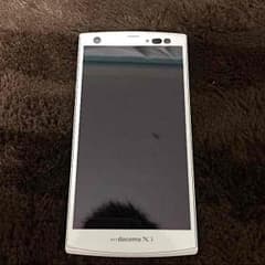 docomo ARROWS V 美品のサムネイル