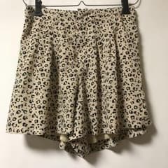 ローリーズファーム  キュロット ショートパンツ ヒョウ柄のサムネイル