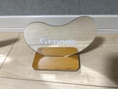 セリア　ビーンズ型　卓上ミラー　Groom Bride文字入りのサムネイル